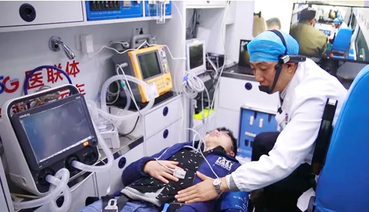 远程移动监护/远程除颤监护/天荣医疗-5G技术急救车的翅膀！