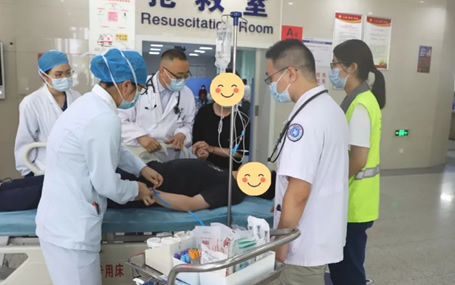 远程移动监护/5G急诊急救天荣医疗-平湖市第一人民医院以信息化为引擎，跑出了智慧急救加速度