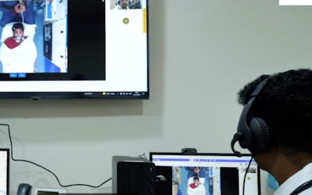 物联网中央监护/智能急救系统天荣医疗-印度首辆5G+AR智能救护车应用，实现患者“上车即入院”的愿景。