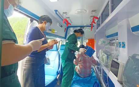 120急救转运监护/互联网+院前急救天荣医疗-技术赋能，5G智慧急救响应展现全新速度！