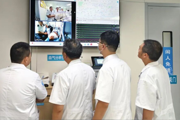 5G急救系统/院前院内协同救治天荣医疗5G医联网智慧屏，解决急救痛点，开启市场机遇