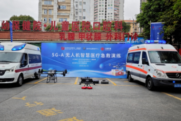 5G应急救援/院前院内协同救治天荣医疗-无人机+5G救护车，空地协同数智装备打造移动急救舱