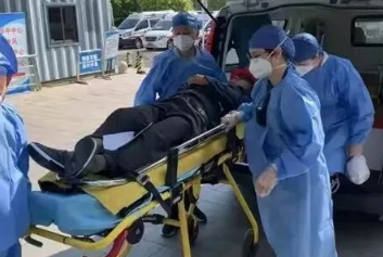 5G智慧型救护车/急诊急救大平台天荣医疗-数字赋能“生命竞速”！泰州院前急救新模式，让希望不等待