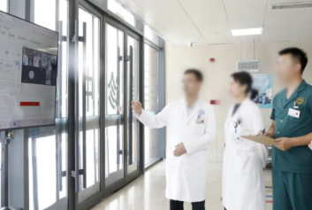 120急救转运监护/急诊急救信息化系统天荣医疗-盘点2025 徐州 5G 智慧急救：“上车即入院” 跑出生命救援加速度